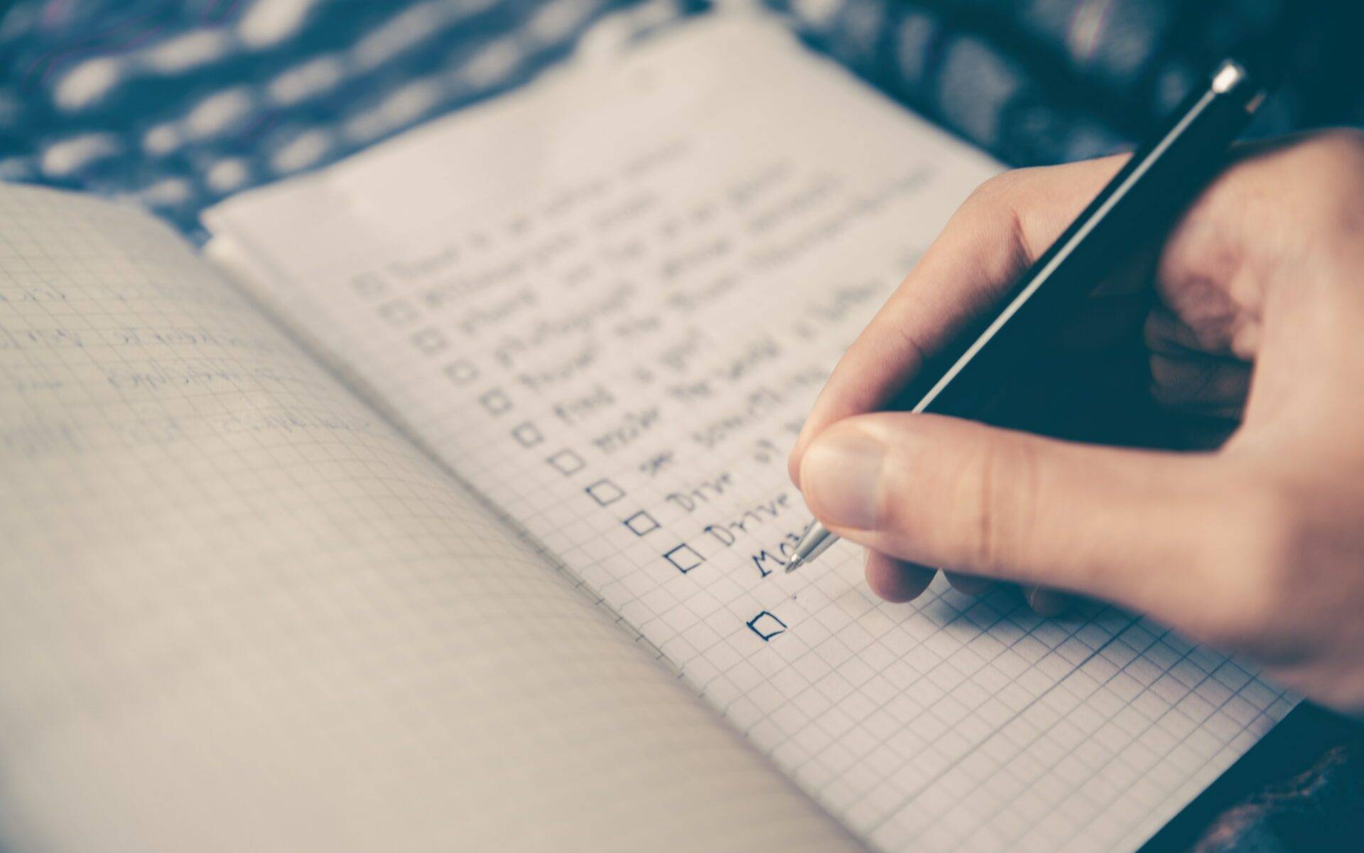 Application Checklist for Scholarship: Don’t Miss a Thing